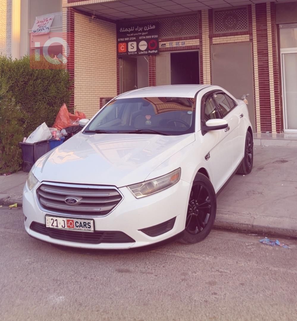 فورد تورس